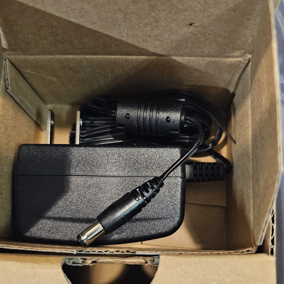 Ubee D3.0 Cable Modem DC030910 Docsis NIB - Image 3 of 4