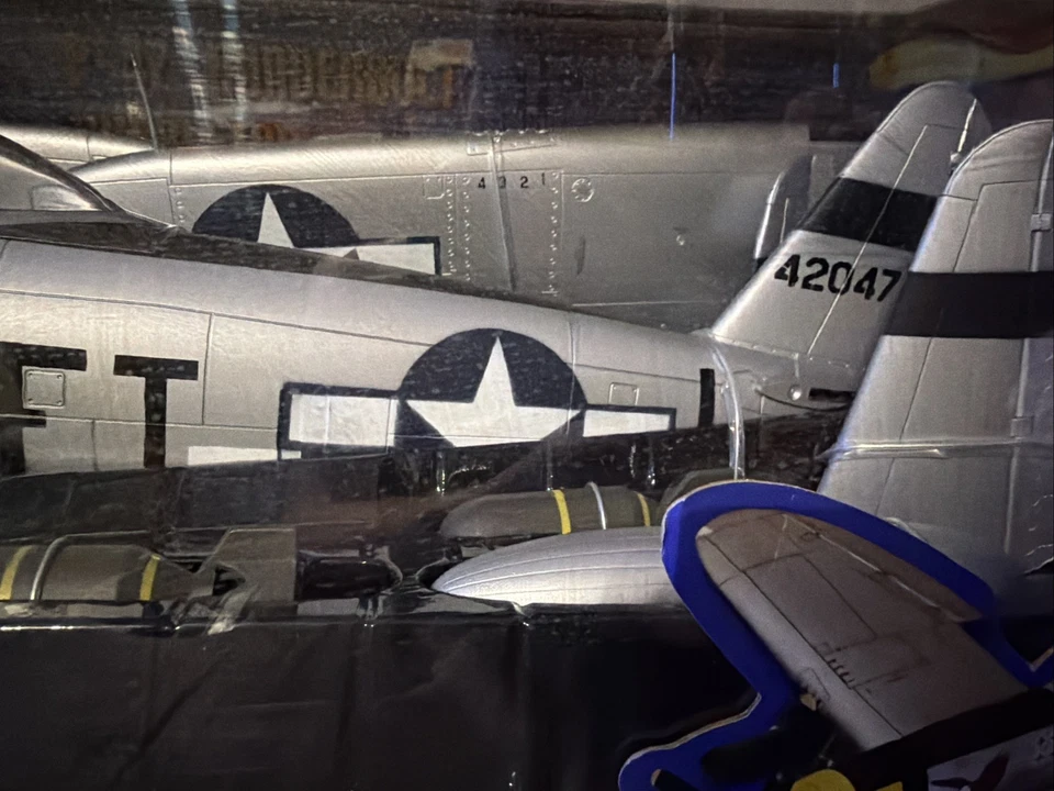 ULITMATE SOLDIER 1:18 SCALE P-47D THUNDERBOLT BUBBLETOP - Image 4 of 4