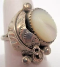 Vintage Sterling Silver Navajo American Indian Ring w/ Mother of Pearl NWOT Sz 6