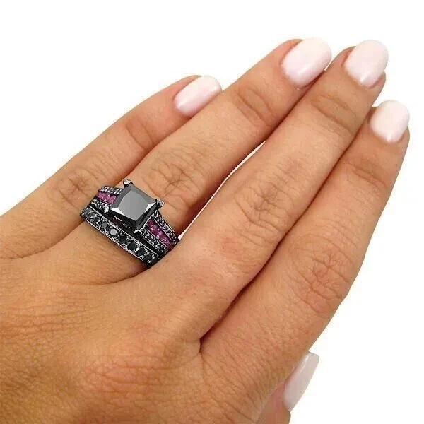 Anillo nupcial de diamantes negros creado en laboratorio por princesa de 3 quilates enchapado en oro negro de 14 quilates plateado Foto 4 de 4