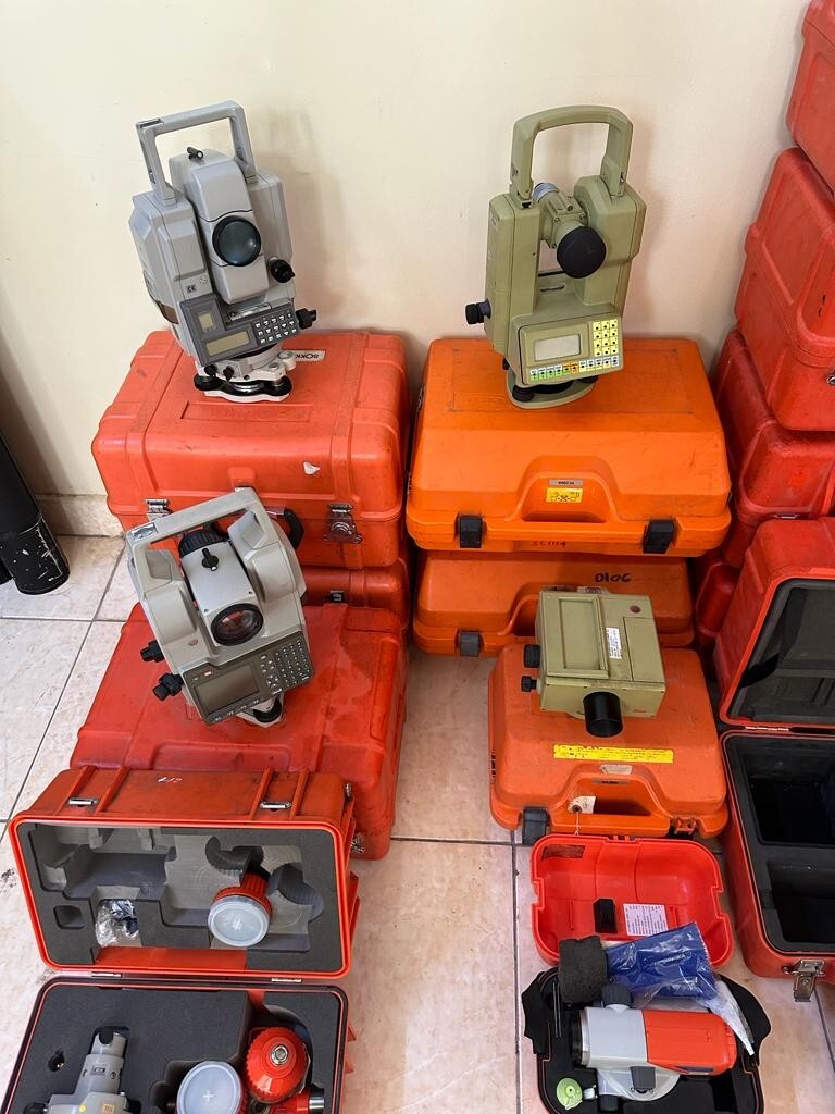 Sokkia C32 Automatic Level with carry case. | eBay Sokkia C32 Automatic Level with carry case. | eBay