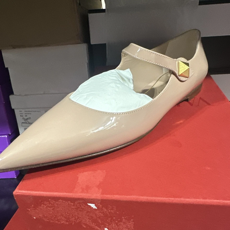 Zapatos bailarina Mary Janes de charol sin cordones Valentino Garavani para mujer talla 36,5 Foto 3 de 4