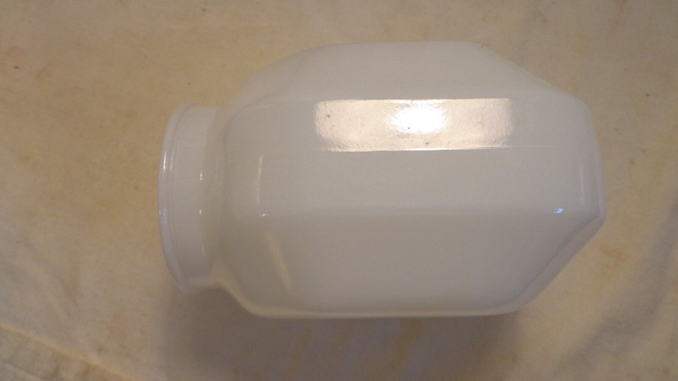 VINTAGE WHITE CLEAR DECO BATHROOM & KITCHEN SINK GLASS SHADE LIGHT