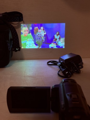 SONY Handycam Camcorder HDR-PJ810E Built-in projector Internal 32GB W Bag SD LOT - Picture 21 of 24