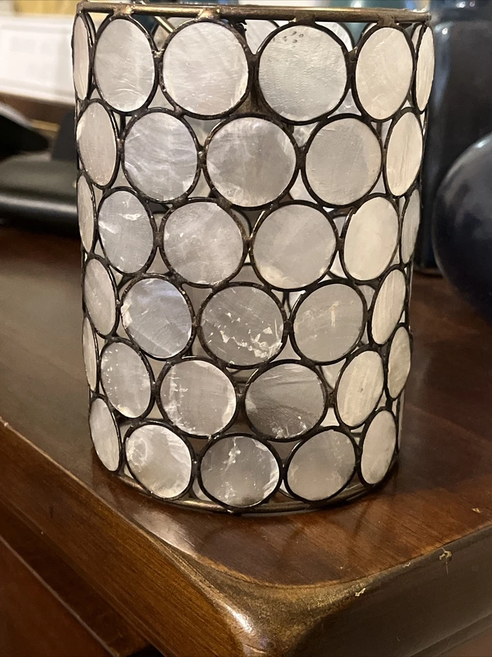 Currey and Company Drop Shade Foto 3 de 4