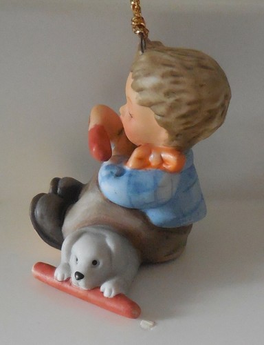 STUDIO GOEBEL BERTA HUMMEL MINATURE CHRISTMAS ORNAMENTS FIGURINE SET # 96033 LOT - Picture 9 of 12