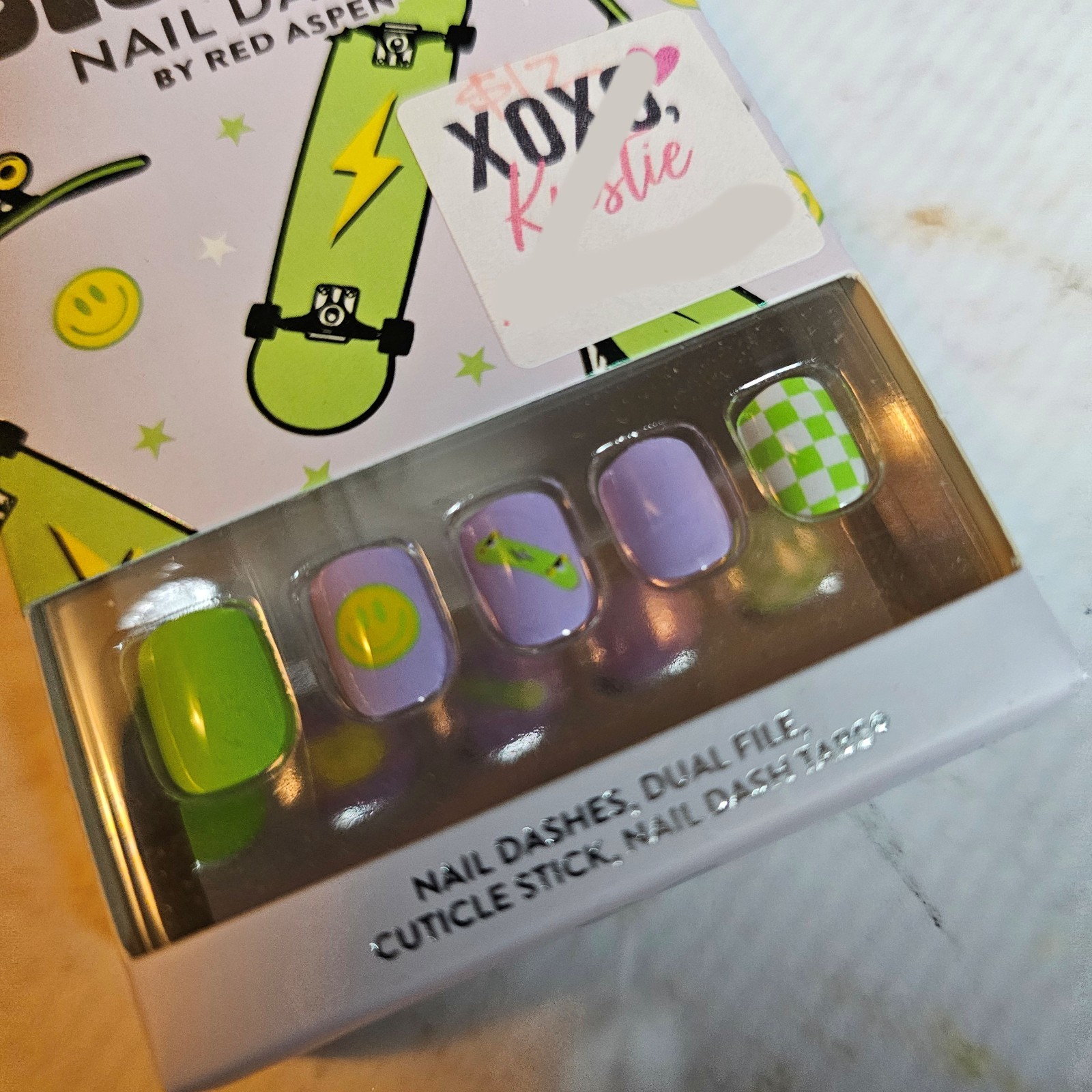 Red Aspen Aspen Blossom “Skate Don’t Hate, Boo” Petite Nail Dashes – NEW