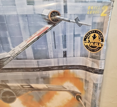 特撮 amt X-WING Fighter Plus Pack Vintage AMT 1997 Star Wars X Wing Fighter Model Kit 8433