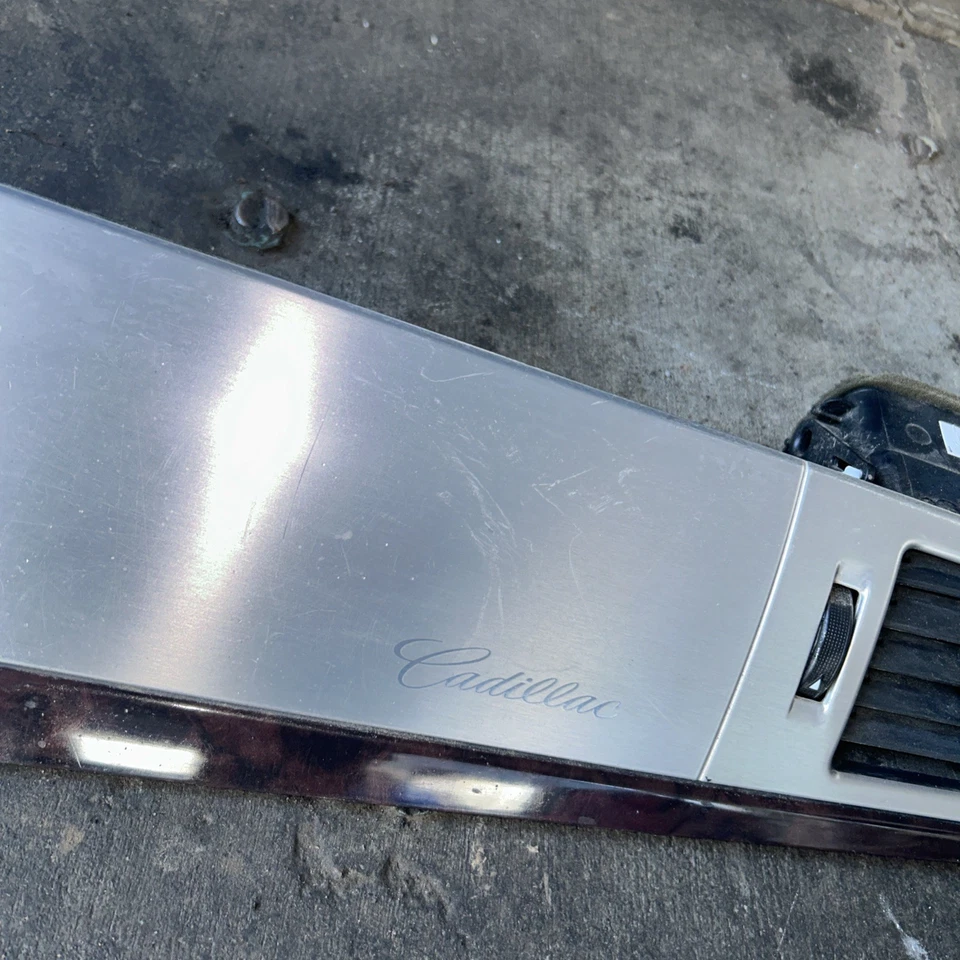 🔵2007-2014 Cadillac Escalade отделочная пластина для правой приборной панели с вентиляционной и левой вентиляционной решеткой с отделкой. - Изображение 4 из 4