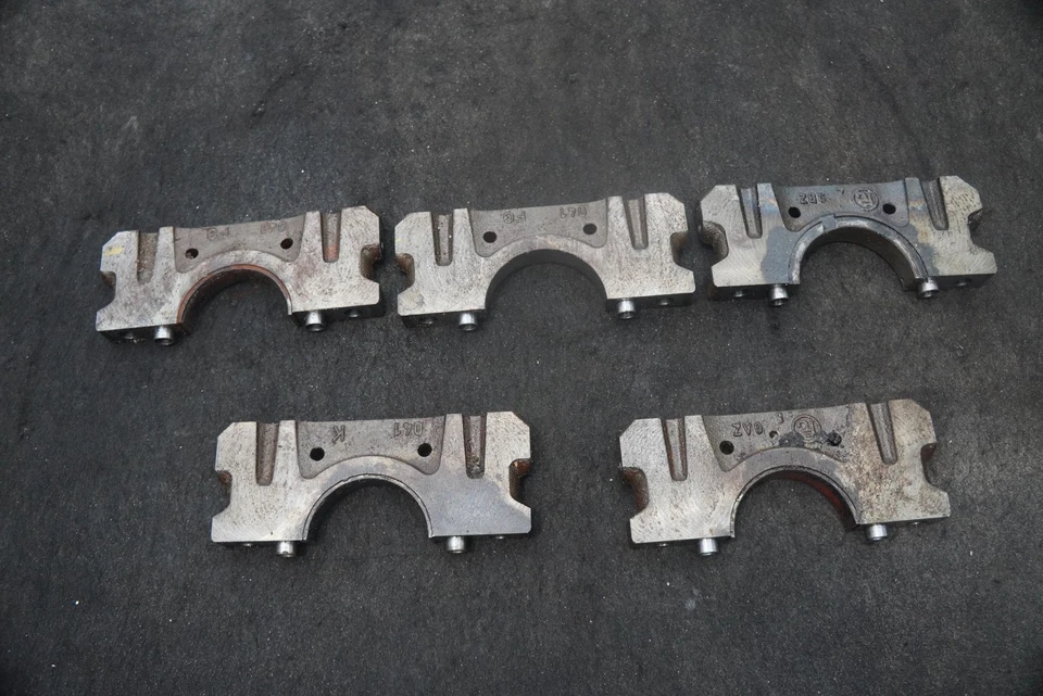 Juego de 5 cojinetes de eje de cárter de bloque de motor Lamborghini Urus S 2024 *Nota* Foto 2 de 4