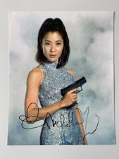 MICHELLE YEOH In Person Signed Autograph 20x25cm James Bond