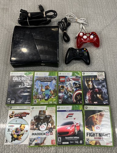 Xbox 360 Bundle Console + Games And Controllers - Picture 12 of 16