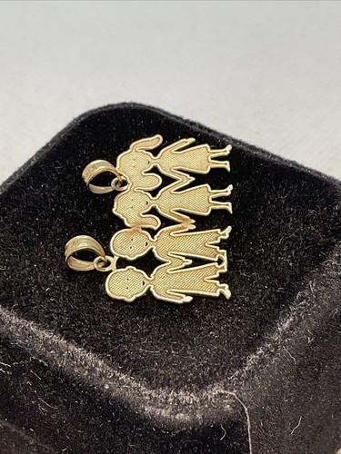CUTE Solid 14K Two Tone Gold Diamond Cut TWO BOYS & TWO GIRLS Charm Pendant 3.2g - Picture 12 of 17