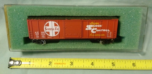 Con-Cor Santa Fe Box Car 157210 ATSF Super Shock Control, ESCALA N, LEER POR FAVOR | Zustand: Used