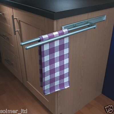 Pull-Out Towel Bar