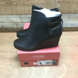 rockport cobb hill ankle boots