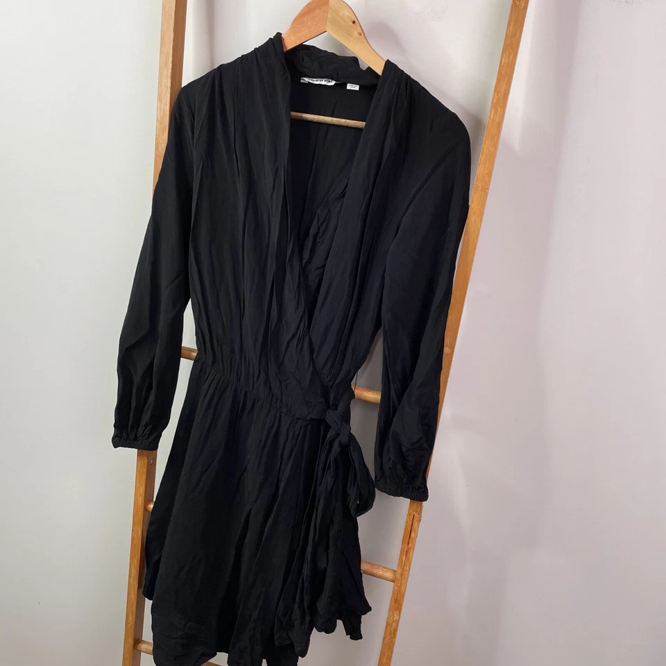 Country Road Wrap Dress Womens 8 Black Long Sleeve Knee Length Tie Side V-Neck - image 3 of 4