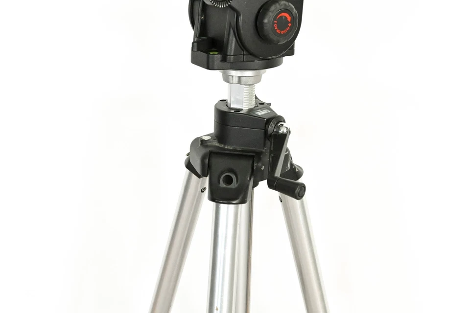 Cabezal fluido de video profesional Manfrotto/Bogen 516 con patas de trípode 3068 CG01KJ7 Foto 3 de 4