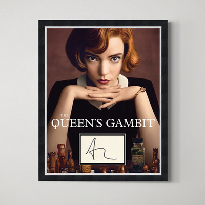 Anya Taylor Joy - The Queens Gambit signed original Autogramm gerahmtes Display