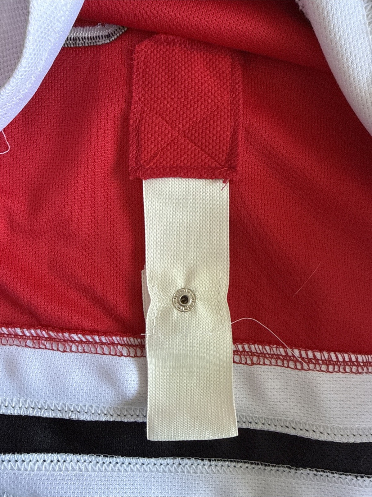 Men’s Reebok CCM VTG Patrick Sharp #10 Blackhawks Authentic Jersey Sz 52 - Red thumbnail 5