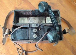 German Field Telephone Téléphone de campagne Allemand Feldfernsprecher WW2