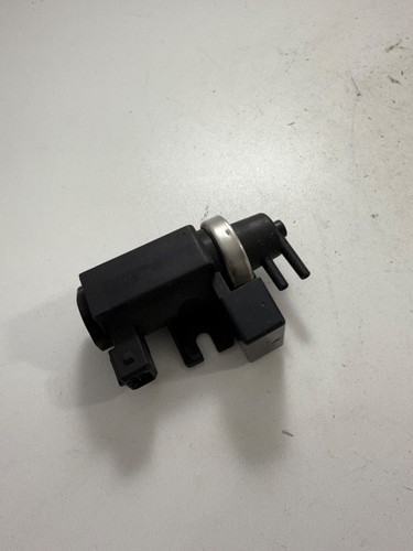 BMW 5 E39 Turbo Magnetventil 2247906