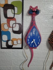Ultra Rare Late 60s Spartus Here Kitty Kitty Flower Power Wall Clock. Working.