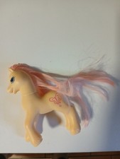 My Little Pony G3 - Fluttershy (2003) - Gelb rosa M&auml;hne & Schmetterling - Hasbro