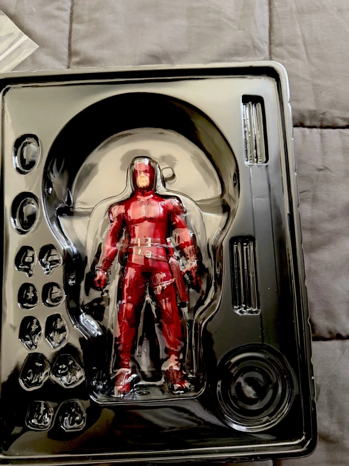 Mezco Daredevil Foto 3 de 4