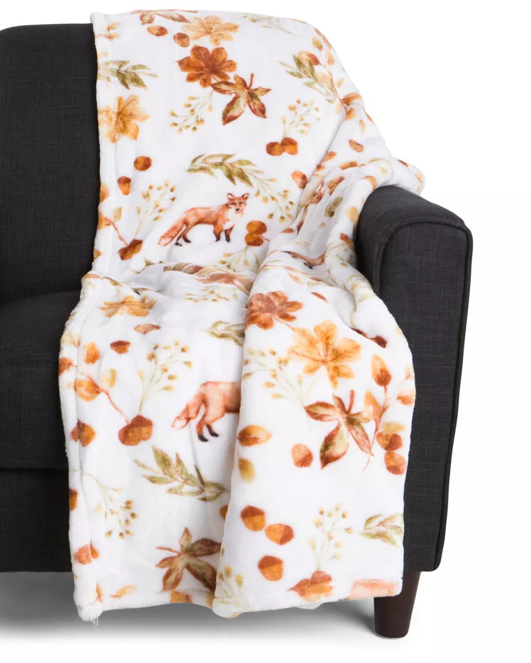 Berkshire Farmhouse Fall Leaves Fox Acorn Throw Blanket
