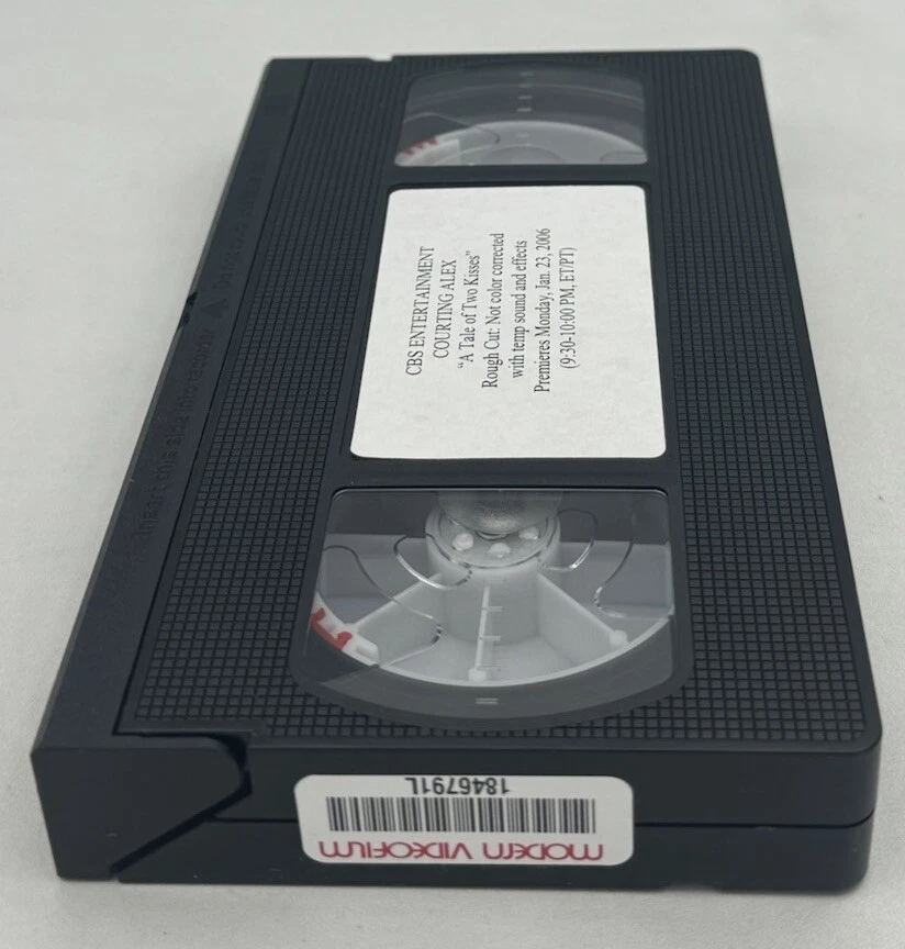 ROUGH CUT - RARE Courting Alex VHS 2006 Sitcom “A Tale Of Two Kisses” Episode 1 - Image 3 of 4