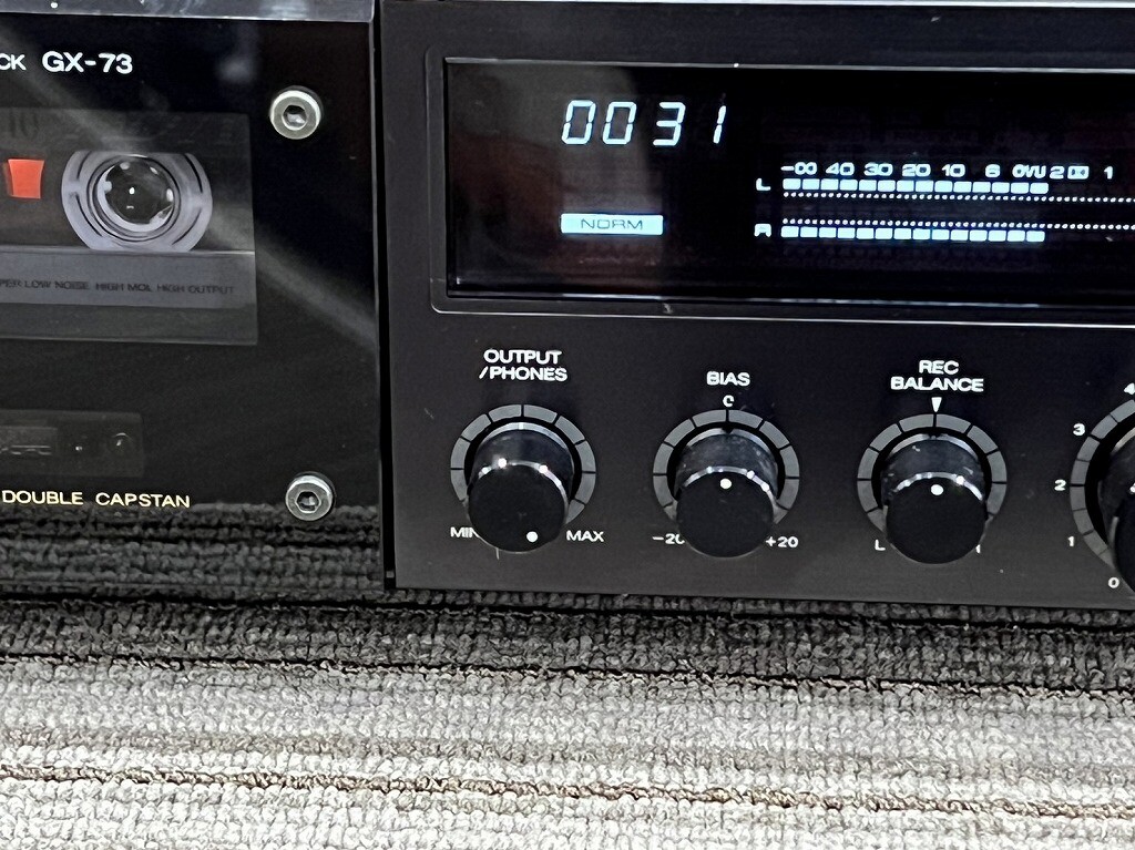 AKAI GX-73 3-Head Stereo Cassette Deck 100v Refurbished AKAI GX-73 3-Head Stereo Cassette Deck 100v Refurbished