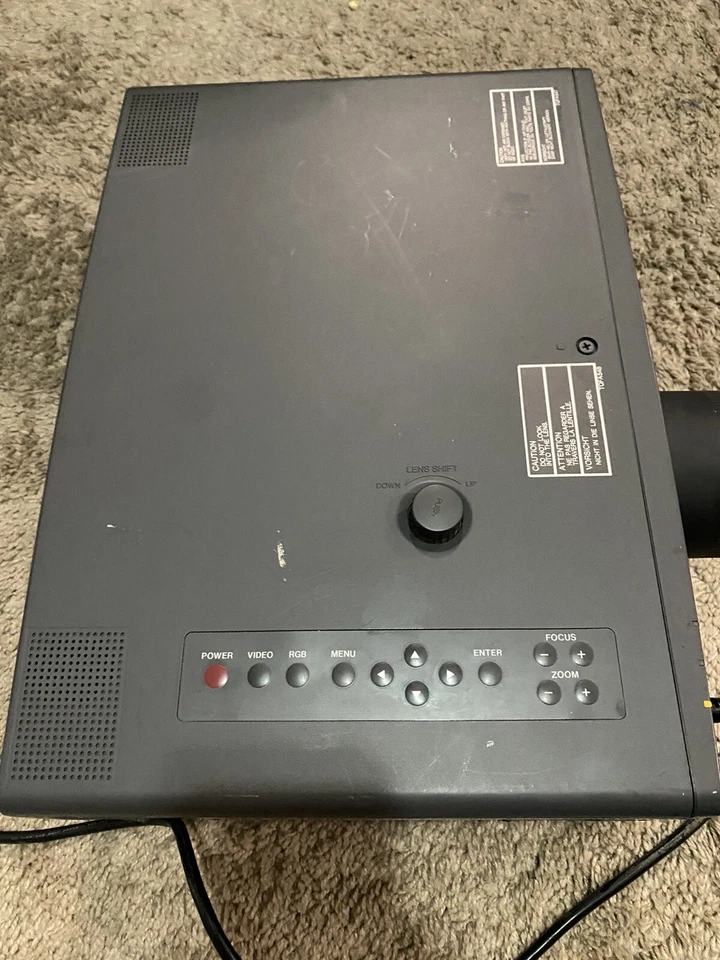 Panasonic PT-L795U LCD Projector NEEDS BULB* 1998 Vintage - Image 4 of 4