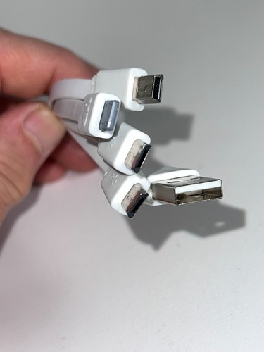 Live Action Travel Multi Plug White USB Cable Charger New 4 In 1 - Picture 3 of 3