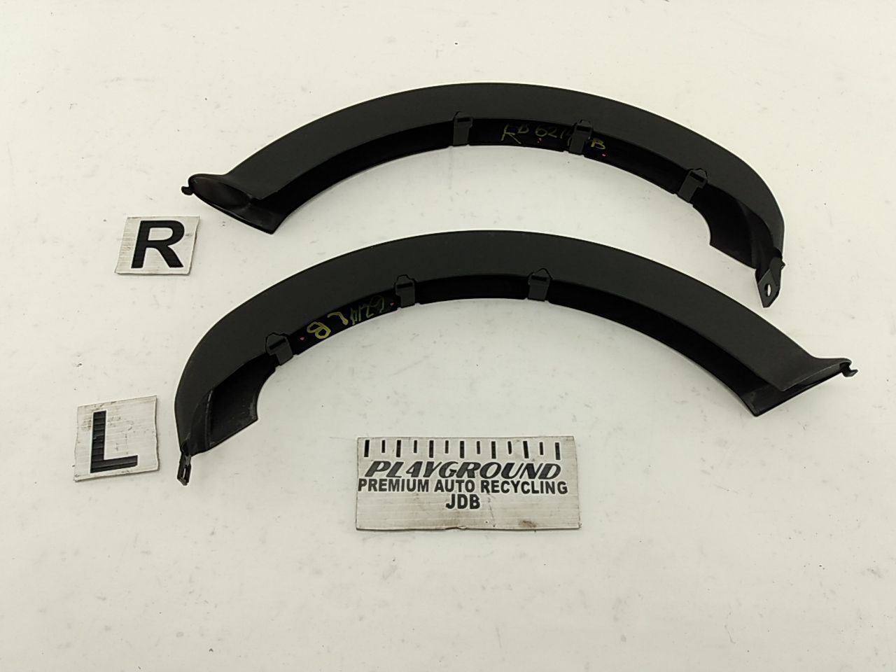 Alfa Romeo Giulia Trunk Hinge Trim Covers Left Right Pair 2017-2024