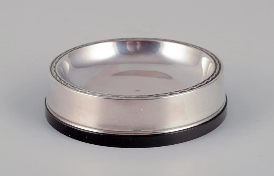 GAB, Svezia. Tre saline in argento 830 e bachelite. Stile Art Deco. - Immagine 2 di 4