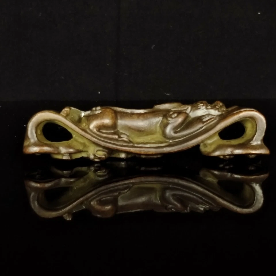 Antigua estatua china de bronce con adorno de murciélago valiente Ruyi Foto 4 de 4