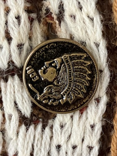 Sturbridge Vintage 70's Poncho Knit Native American Aztec Pyramid Metal Button - Picture 5 of 10