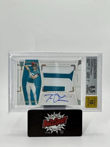 2021 National Treasures - Trevor Lawrence - Rookie Patch Gold Auto 10/10 RC RPA