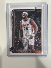 2025-26 Guerschon Yabusele #26 Topps Basketball Gold Mirror Image