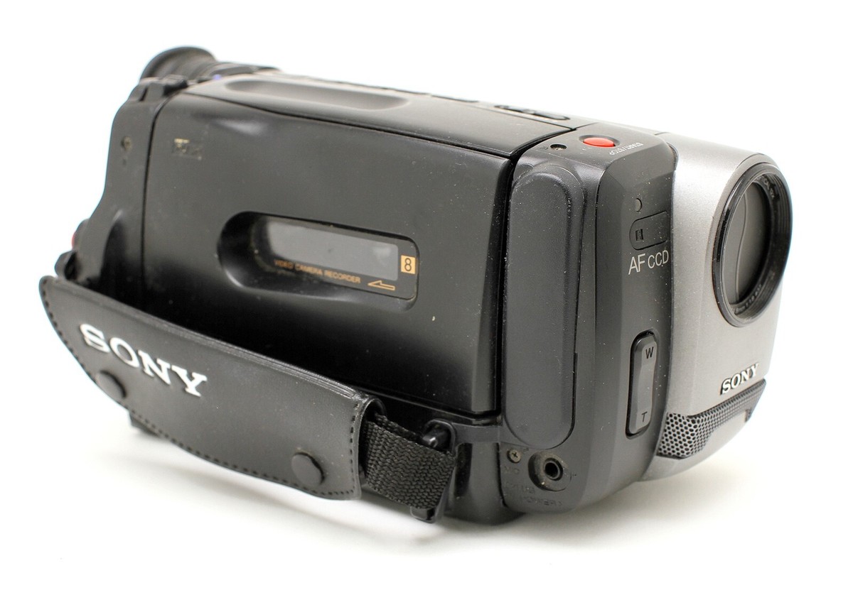 SONY Handycam CCD-TRV11 Hi8 8mm Video Camcorder Turn ON - For
