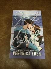 Iced out Veronica Eden apollycon signing exclusive hello lovely box