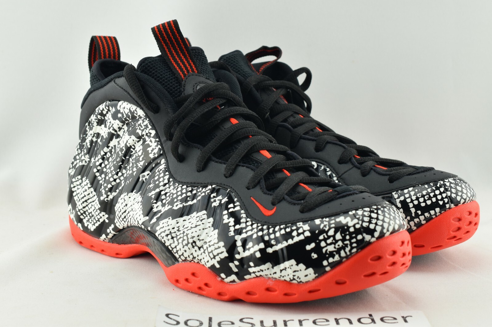 Nike Air Foamposite One - CHOOSE SIZE- - tiendamia.com
