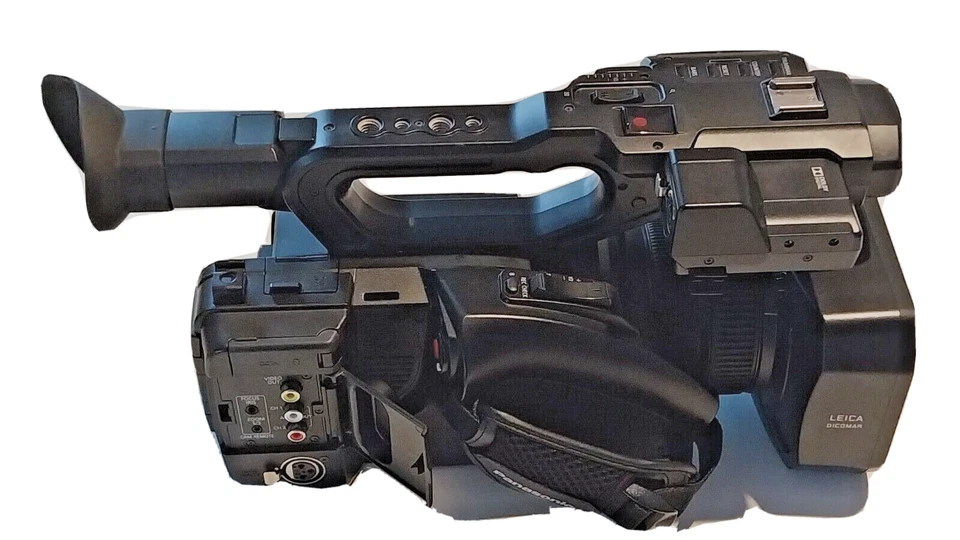 Panasonic - AG-UX90 - 4K professioneller Camcorder Händler - Bild 2 von 4