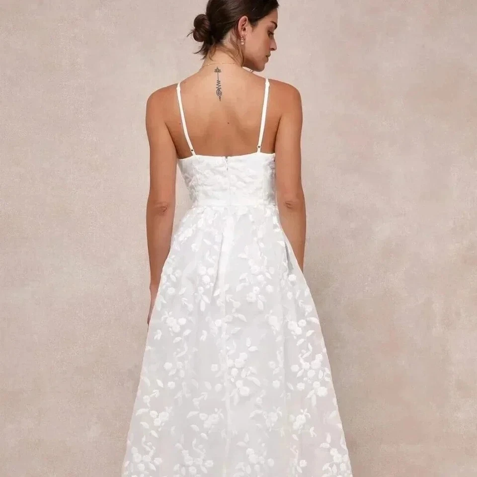 S - NWOT Lulus Ethereal Perfection White Organza Embroidered Bustier Maxi Dress - Image 4 of 4