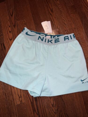 Pantaloncini da donna Nike Air High Rise in pile taglia media coscia fascia con logo - Foto 1 di 9