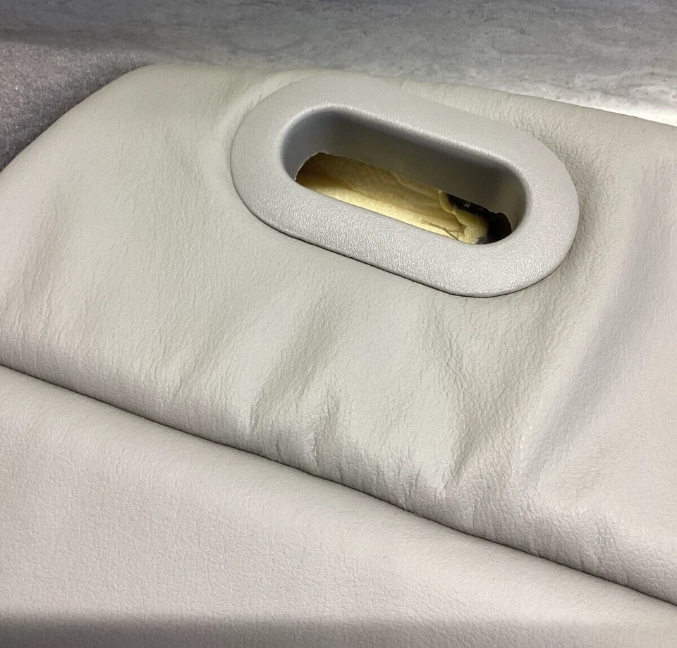 Lincoln Town Car 2002 OEM asiento delantero derecho cubierta inferior YW1Z-5462900-BAD Foto 3 de 4