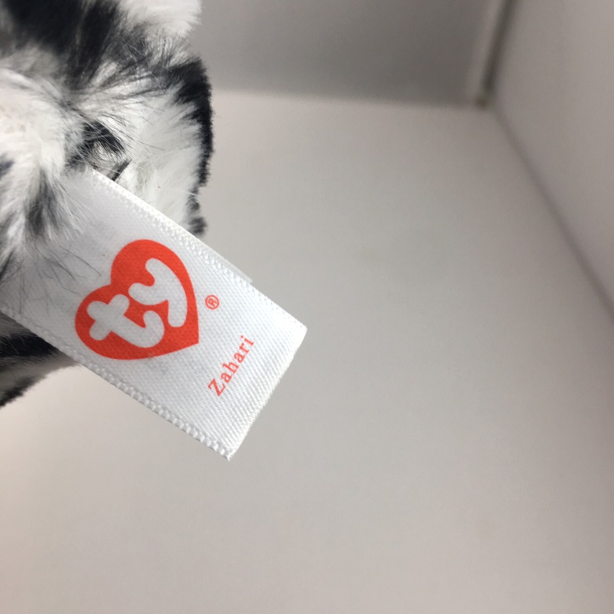 Ty Cuddlys (Attic Treasures) ZAHARI the Zebra 8