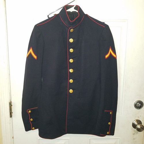 WWII USMC Enlisted Dress Blue Coat PFC no pockets 38L wool w waistplate