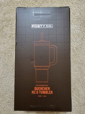 Bicchiere The Post Malone x Stanley Quencher H2.0 FlowState™ con custodia | IN MANO